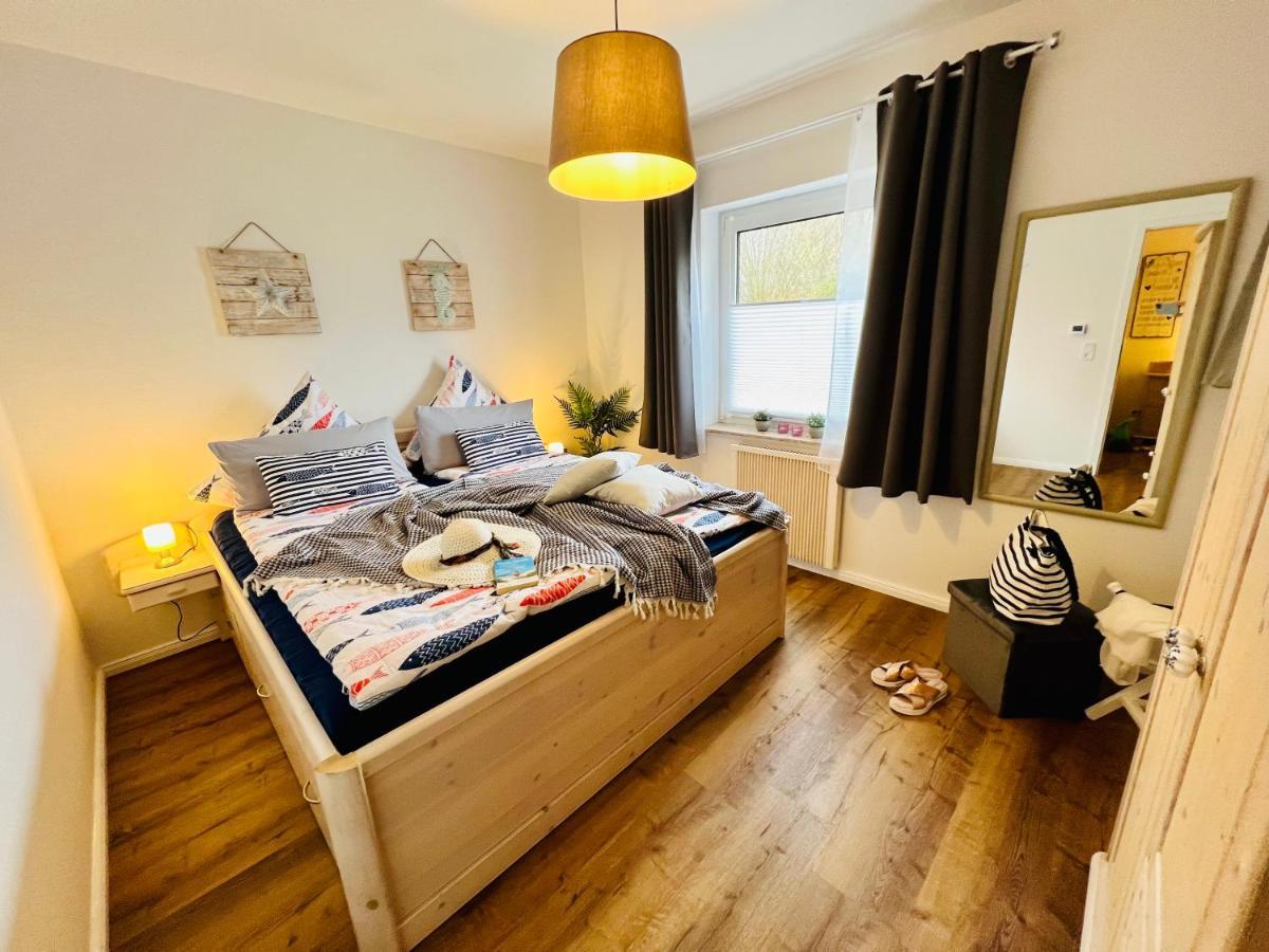 Seelund - Meeresrauschen Lauschen - Ruhiges Sonniges Apartment Mit Garten Und Terrasse Nahe Strand Und Ostsee Schönhagen 外观 照片